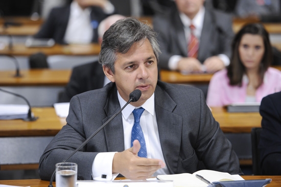 Conselho de Comunicação fará consulta sobre desligamento do sinal analógico no Brasil