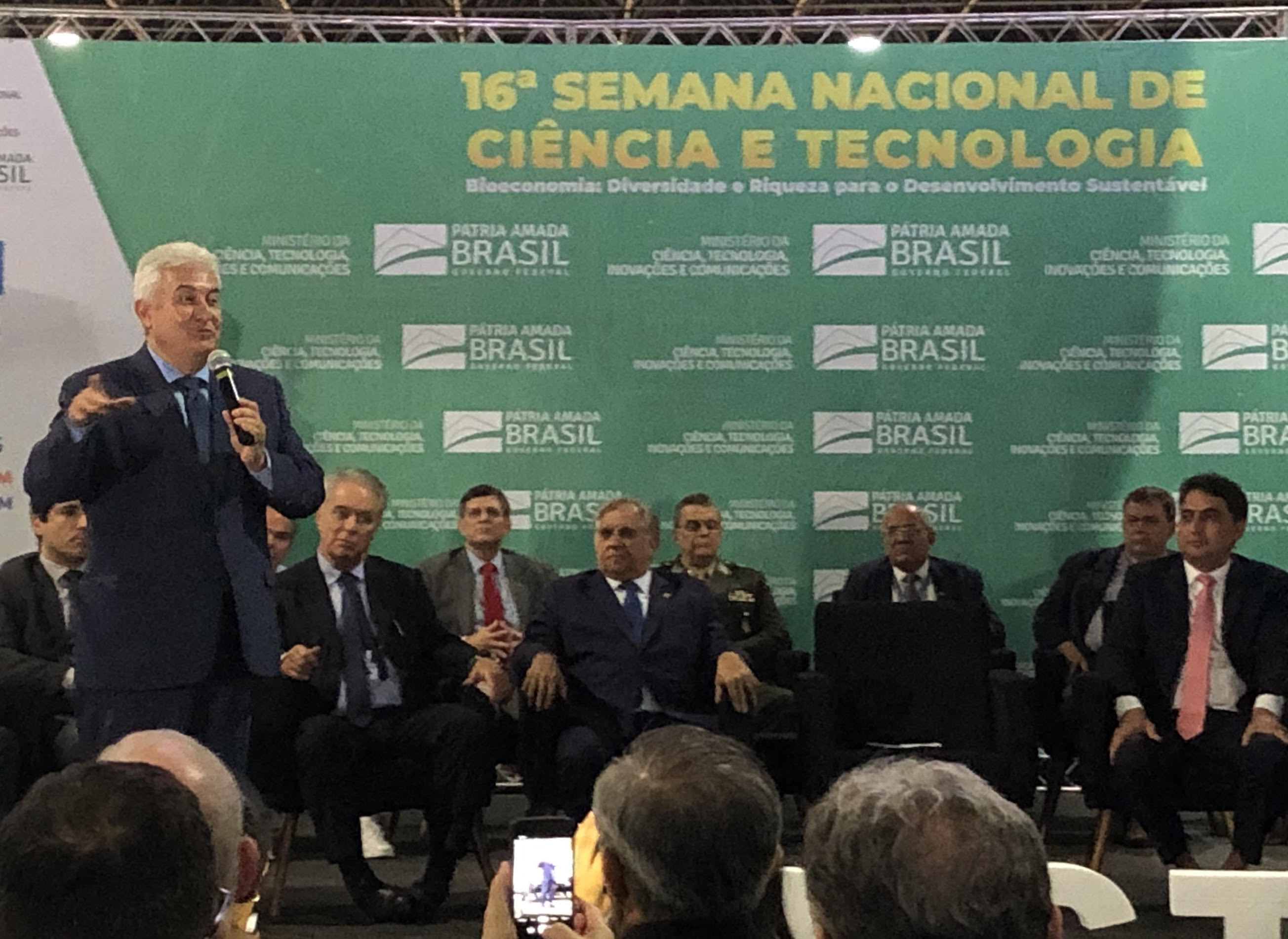 ministro marcos pontes