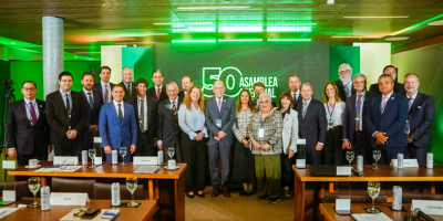 AIR reconduz Paulo Tonet Camargo à presidência da entidade